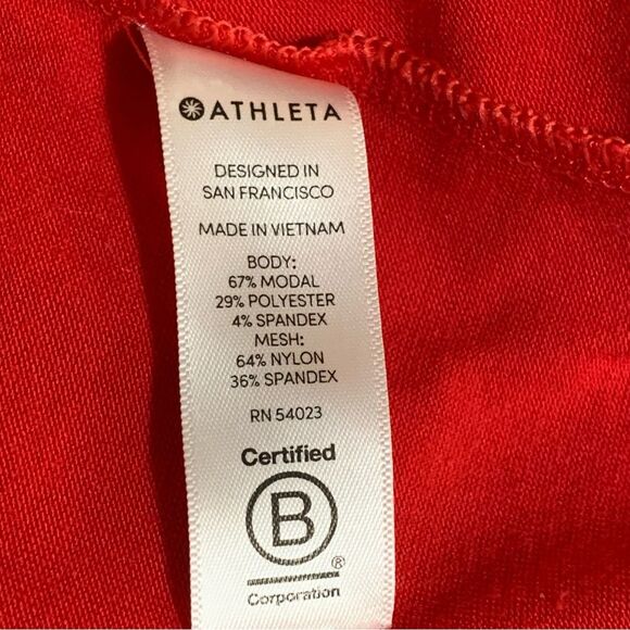 ATHLETA Sleeveless Top Women’s Medium Red Round Neck Model Soft. - Picture 6 of 10
